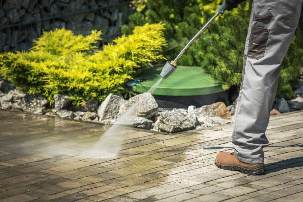 Best Oil Spill Cleanup  in Ashwaubenon, WI