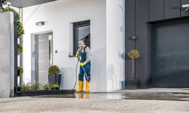 Ashwaubenon, WI Pressure Washing Services Company